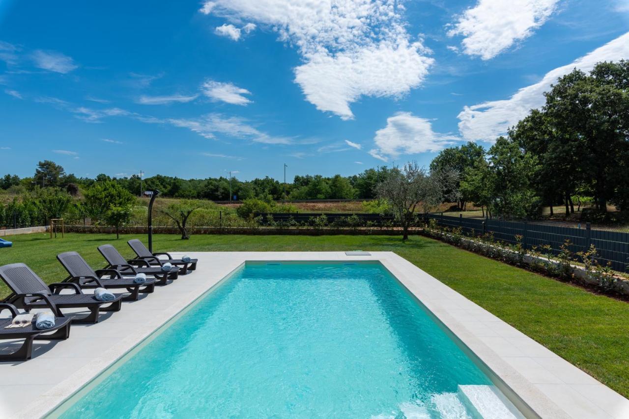 Villa Dafna Poreč Buitenkant foto
