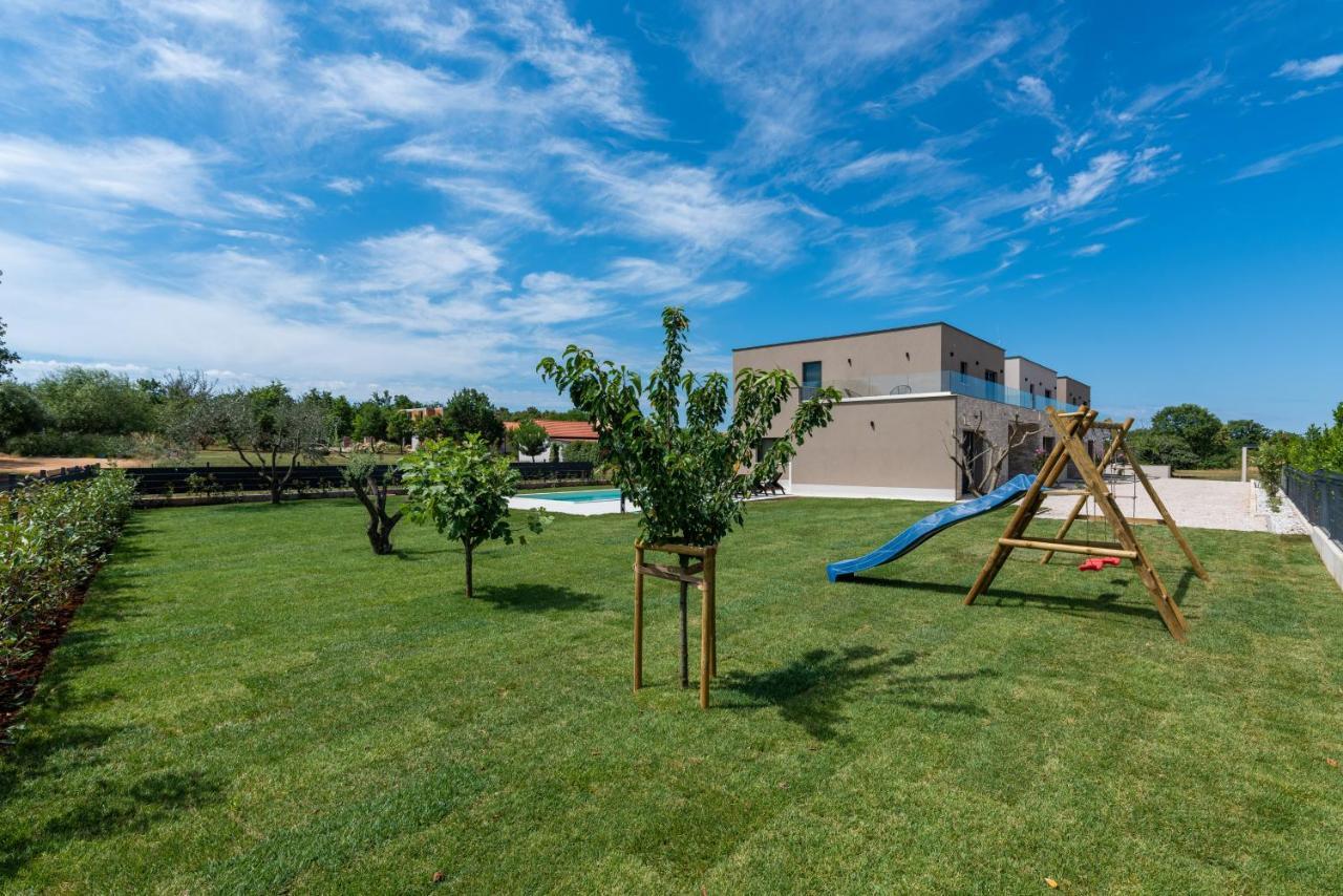 Villa Dafna Poreč Buitenkant foto